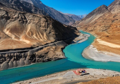 Amritsar to Leh Ladakh Taxi